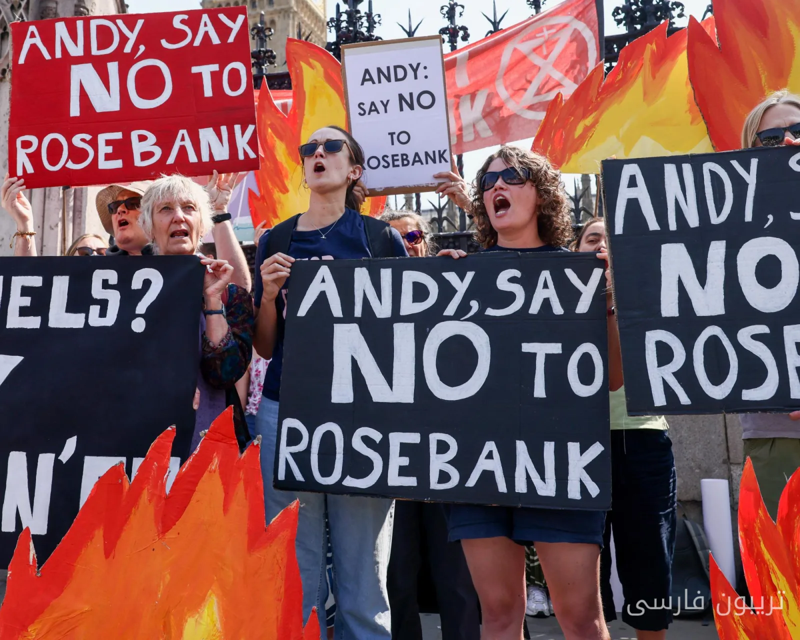 آیا برنهام در تلاش است ترامپ را راضی کند؟