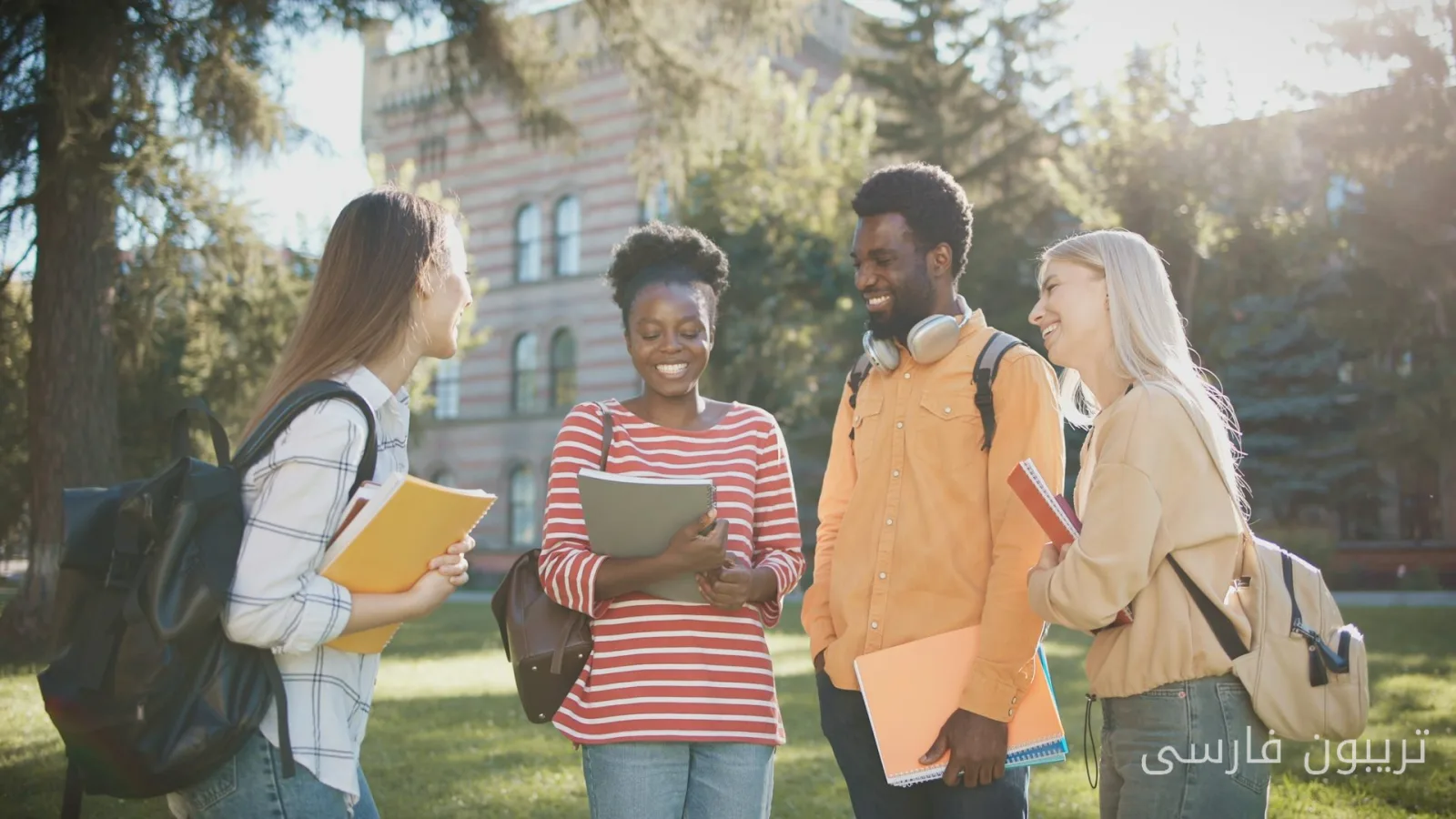لماذا يعد التعارف في الجامعة أصعب مما يبدو؟